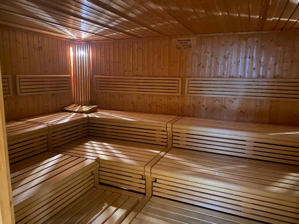Fotografie z fotogalerie ubytování FeWo Waldsee mit Pool und Sauna inklusive v destinaci Sankt Englmar