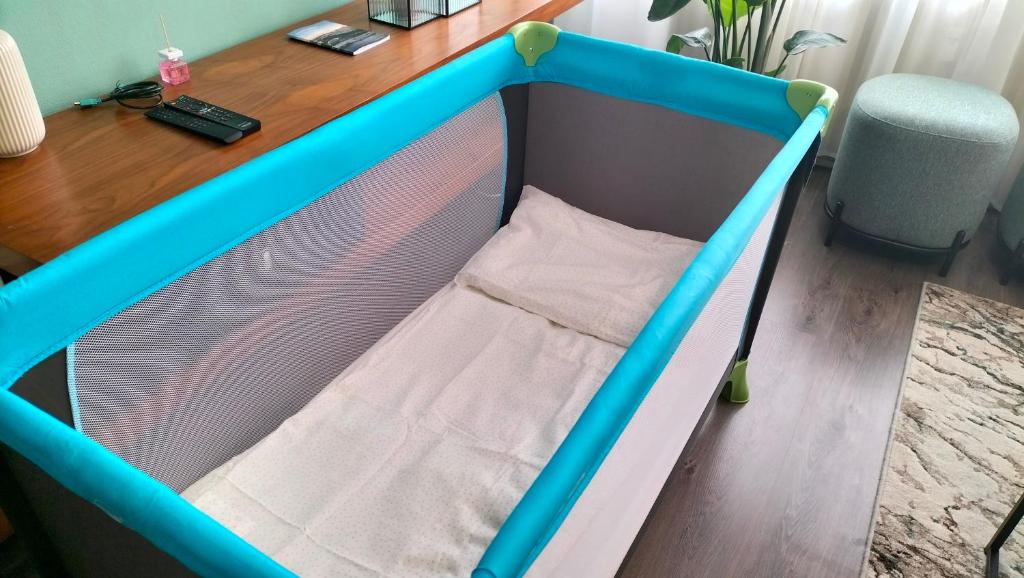 City Center 4 people King Bed, near Switzerland, G'ermany, Near Airport, Free Parking – photo 18