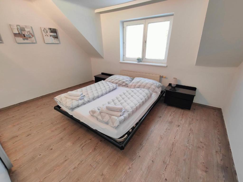 Postel nebo postele na pokoji v ubytování Gemütliches Haus mit schönem Garten