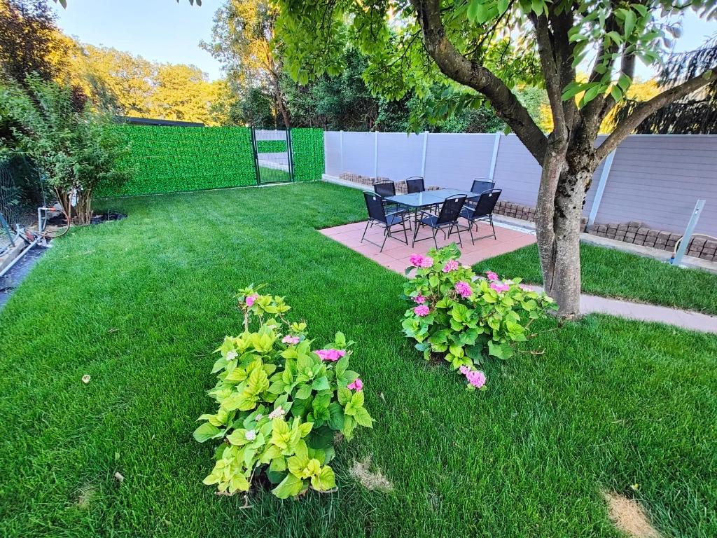 Zahrada ubytování Gemütliches Haus mit schönem Garten