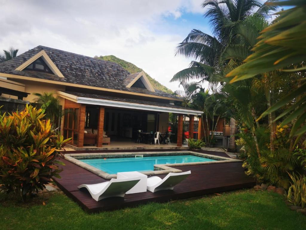 Villa con piscina y casa en Casa del Dodo Villa de luxe avec piscine, en Rivière Noire