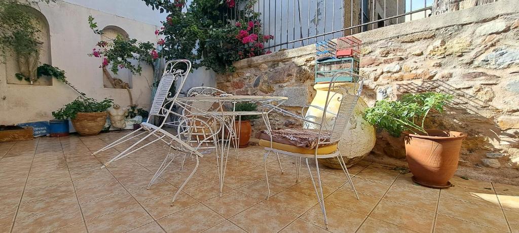 THE GARDEN OF CHIOS - 18