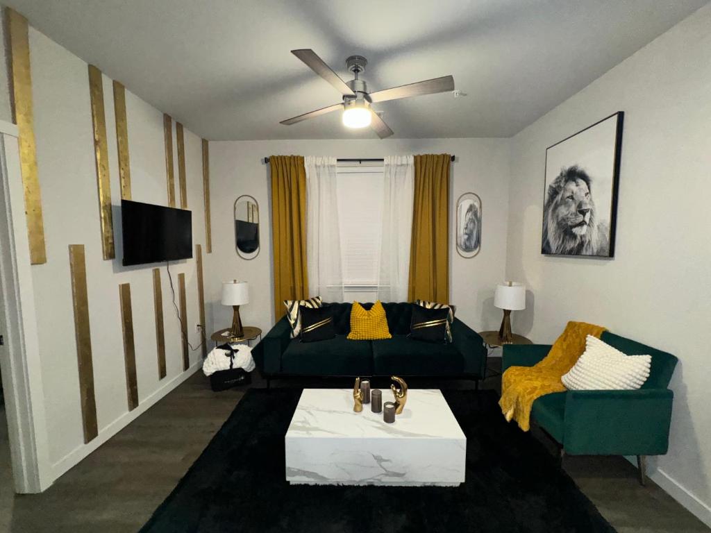 Galeriebild der Unterkunft Cozy Comfort Lux in Houston