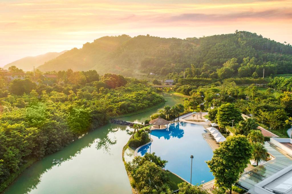 Tầm nhìn từ trên cao của Xanh Villas Resort & Spa - by Bay Luxury