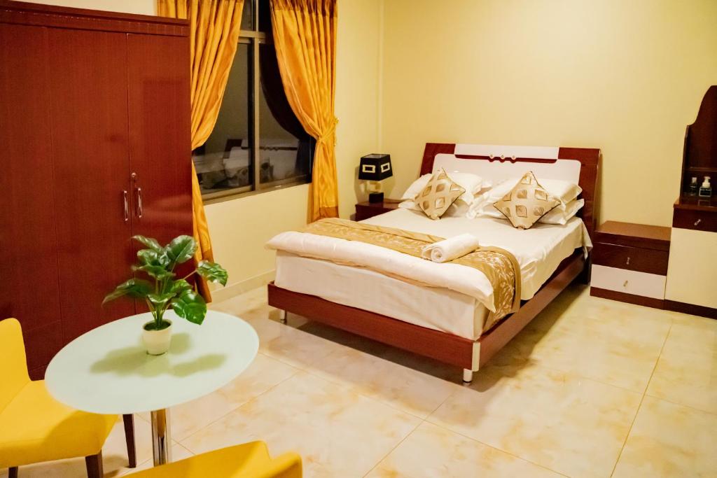 Ekefaru Inn - Deluxe Double Room
