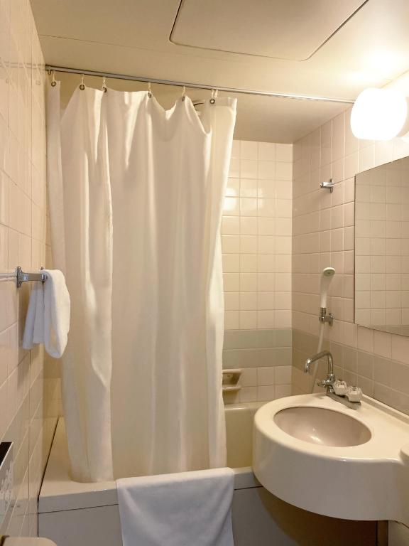 Koupelna v ubytování Hotel Royal Oak Gotanda