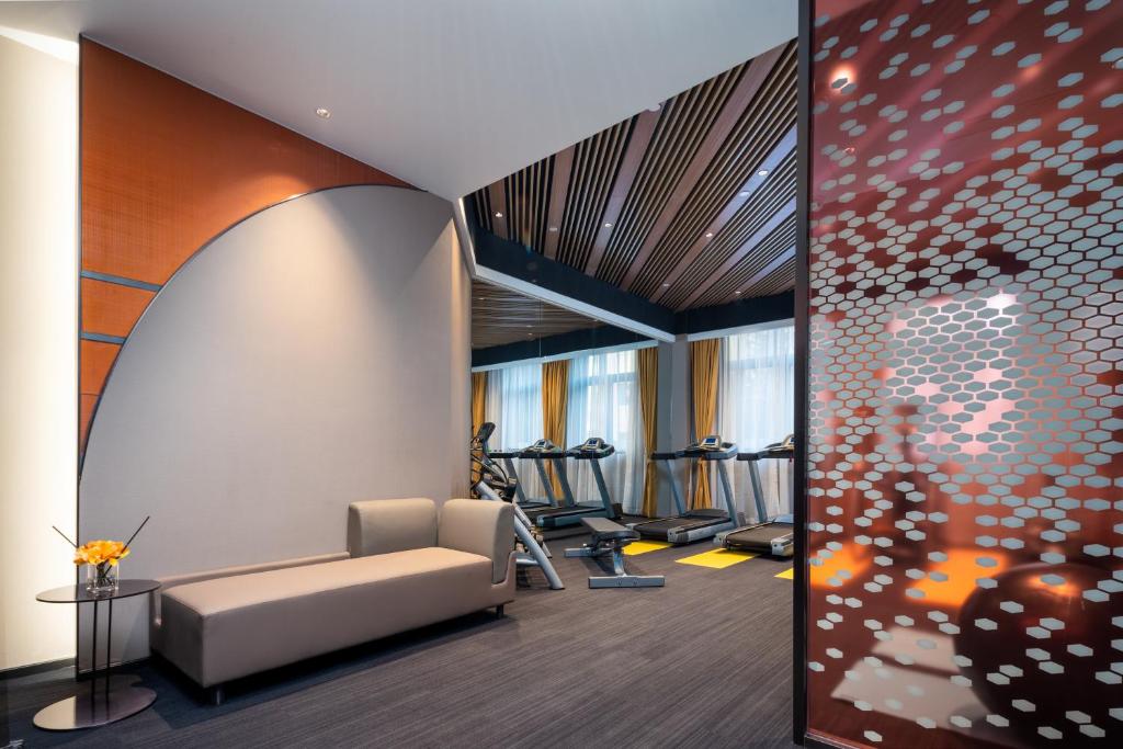 Fitness centrum a/nebo fitness zařízení v ubytování Hampton by Hilton Beijing West Railway Station Lize Business District
