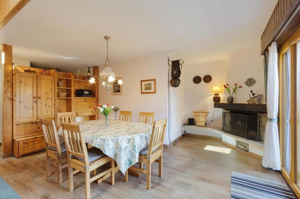 Φωτογραφία από το άλμπουμ του Savoleyres 35 Centrally placed ski in/out apartment next to lift with garage σε La Tzoumaz