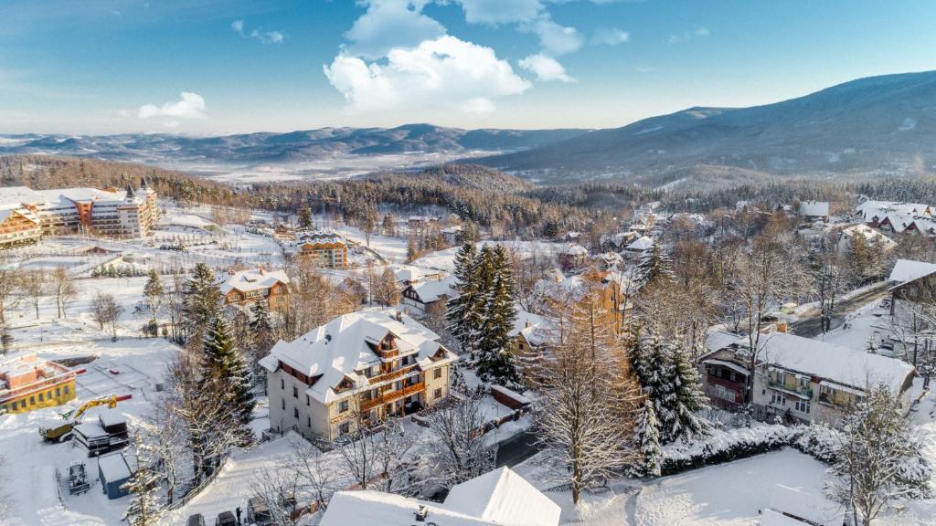 an aerial view of a town in the snow at Karkonoski SPA - Bufet mini All Inclusive gratis! in Karpacz