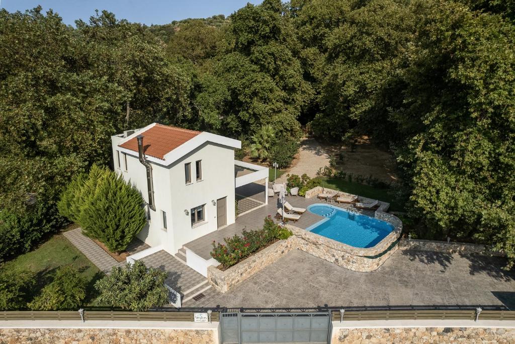 Bazén v ubytovaní Villa Nature, Heated Pool alebo v jeho blízkosti