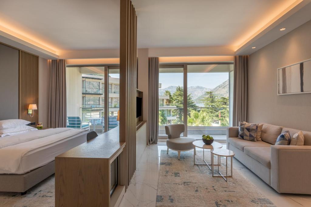 Hyatt Regency Kotor Bay Resort - Sala De Rey Premium