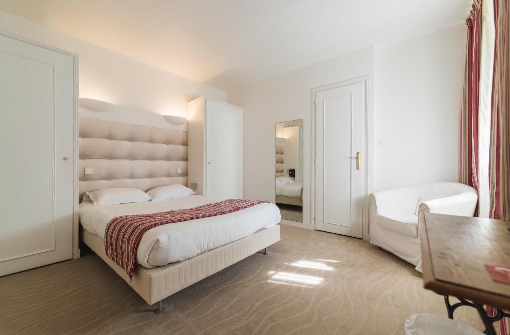 Hotel The Originals Château de Perigny - Chambre Double Standard