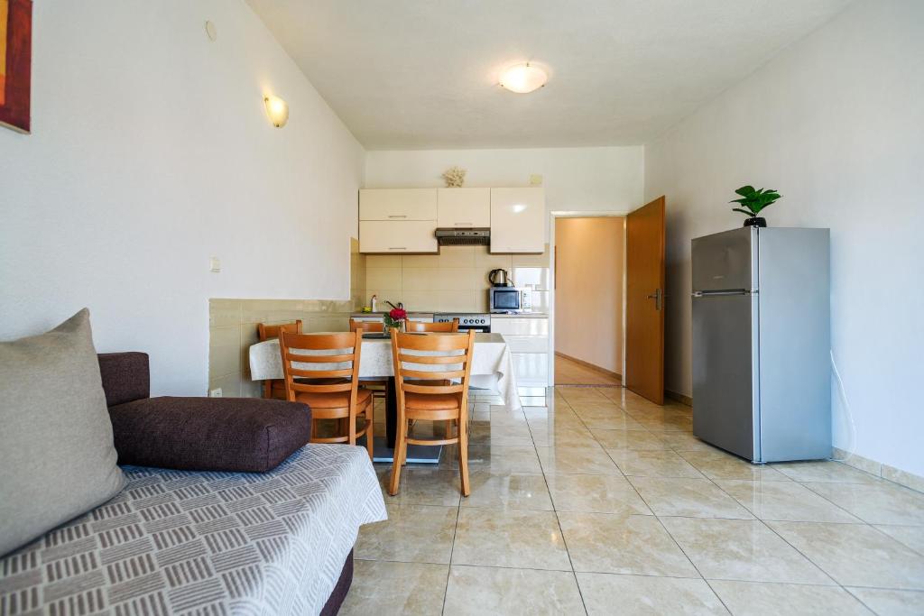 Kuchyň nebo kuchyňský kout v ubytování Apartman KALI