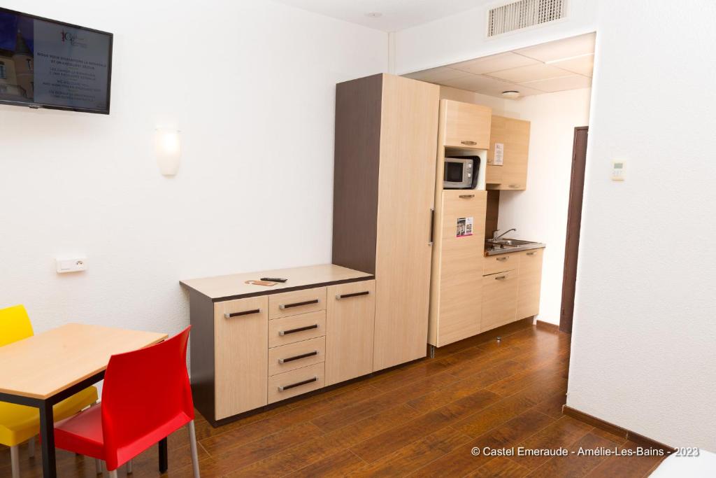 Appart'Hotel Castel Emeraude, Charme et Caractère - Comfort Double Studio With Balcony