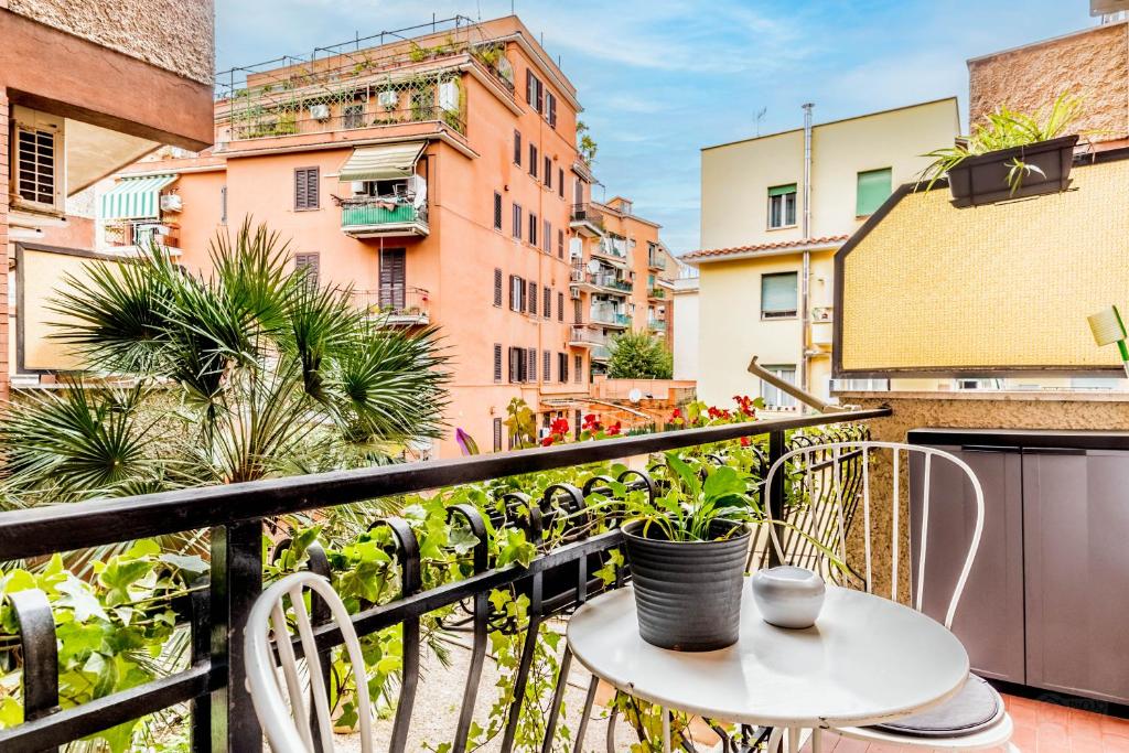 A balcony or terrace at Elegance St.Peter House