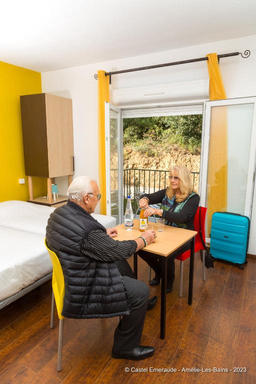 Appart'Hotel Castel Emeraude, Charme et Caractère - Comfort Twin Studio With Balcony