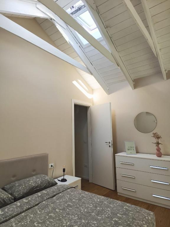 Postel nebo postele na pokoji v ubytování YR Apartments Milan - Bocconi