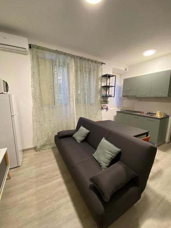 Kuchyň nebo kuchyňský kout v ubytování Monolocale nel Corso