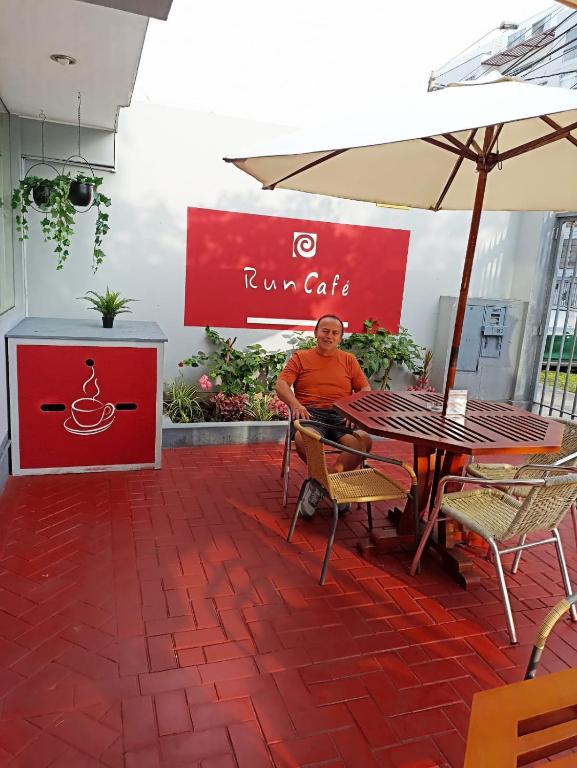 Εστιατόριο ή άλλο μέρος για φαγητό στο Hotel Boutique Runcu Miraflores