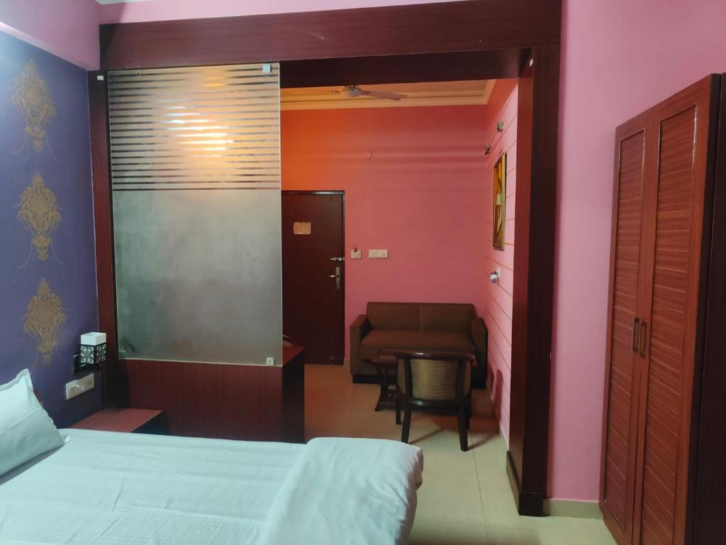 Postel nebo postele na pokoji v ubytování Hotel Kristal