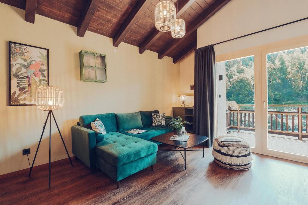 Botango - Super Deluxe Double Room With Balcony