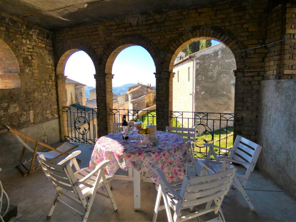 Balkón nebo terasa v ubytování Scappo in Umbria, la Loggia