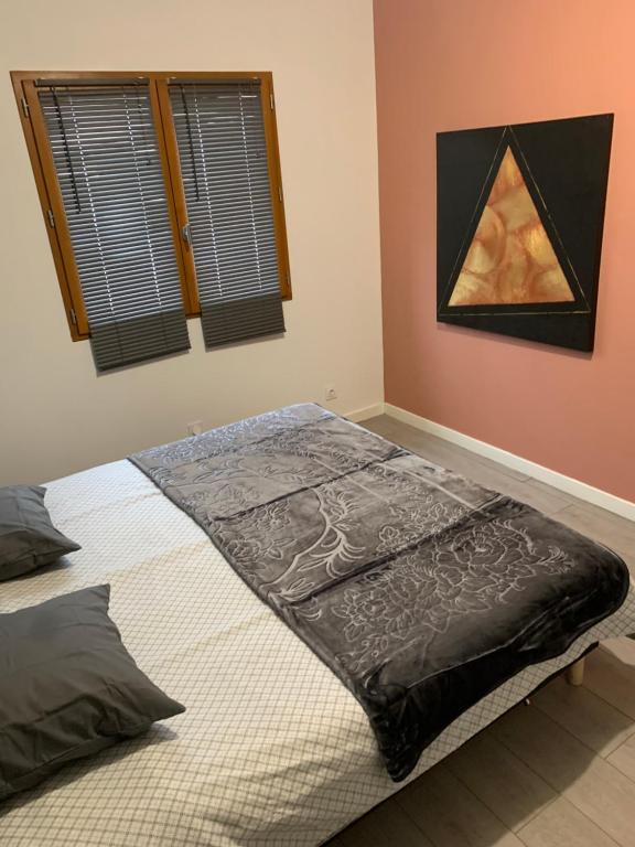 Fotografia z galérie ubytovania Appartement équipé pour 5 pers v destinácii Vénissieux