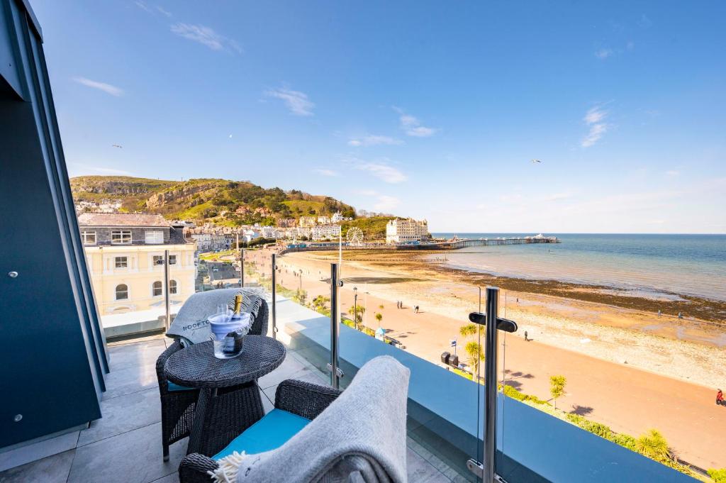 
Superior Suite with Sea View
