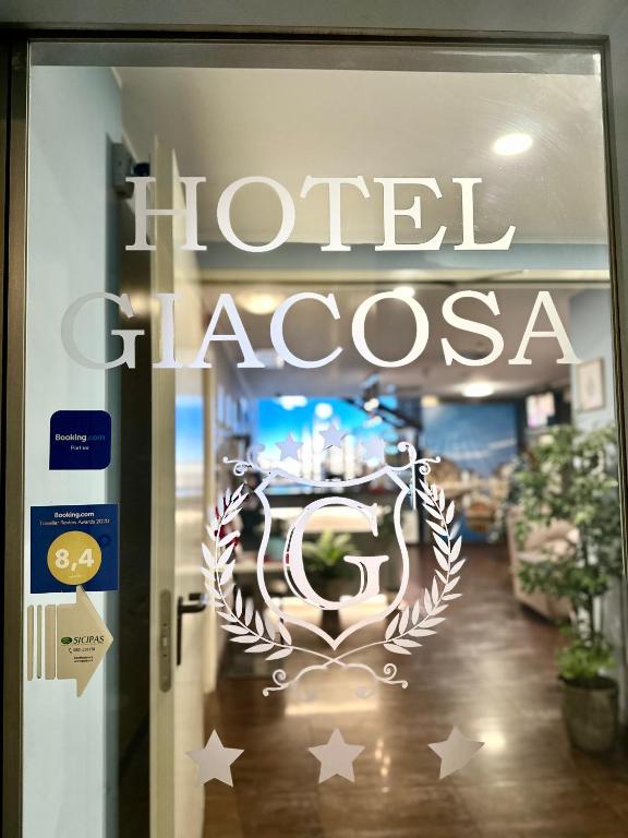 Certifikát, hodnocení, plakát nebo jiný dokument vystavený v ubytování Hotel Giacosa