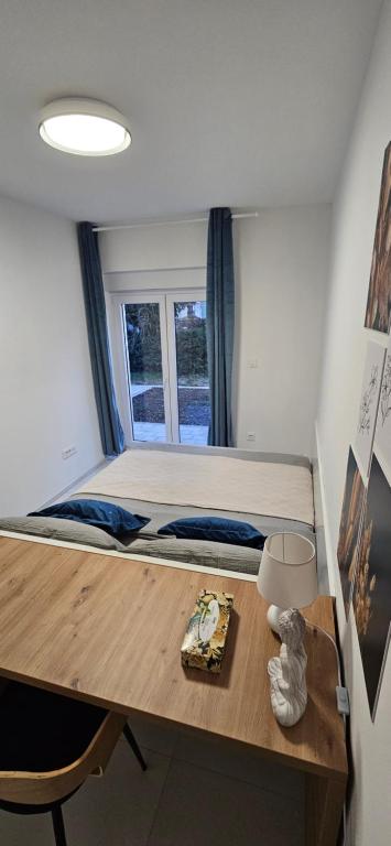 Postel nebo postele na pokoji v ubytování Apartments Lisinski - Private parking