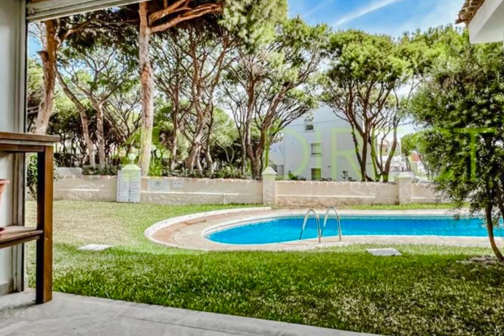 Basen w obiekcie Mijas Costa - Beachside Apartment-B lub w pobliżu