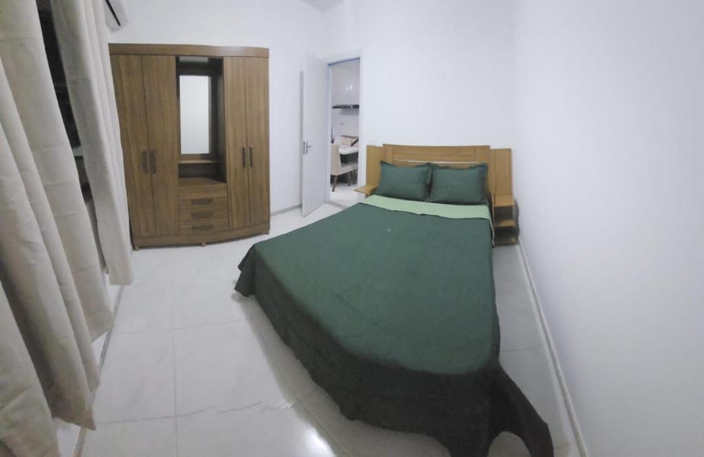 Кровать или кровати в номере Apto delux 150m praia