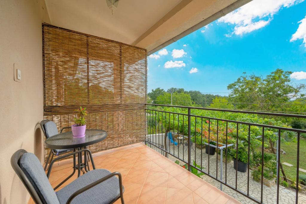 Balkon lub taras w obiekcie Holiday Apartment Ariella