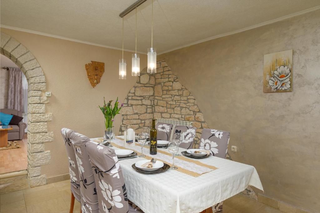 Część wypoczynkowa w obiekcie Holiday Apartment Ariella