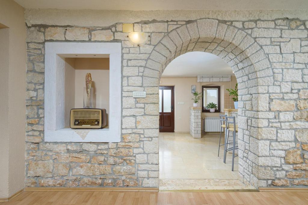 Zdjęcie z galerii obiektu Holiday Apartment Ariella w mieście Križanici