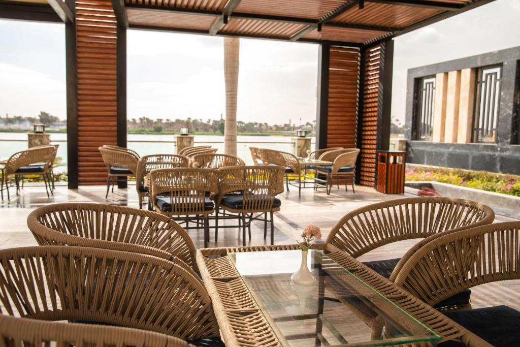 Posezení v ubytování Nile Club hotel
