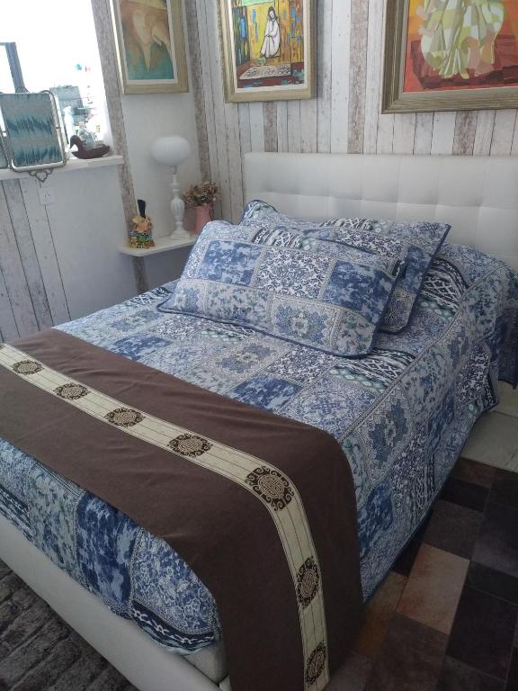 Postel nebo postele na pokoji v ubytování Demeure Prosper 1 chambre d'hôte privative avec petit déjeuner compris