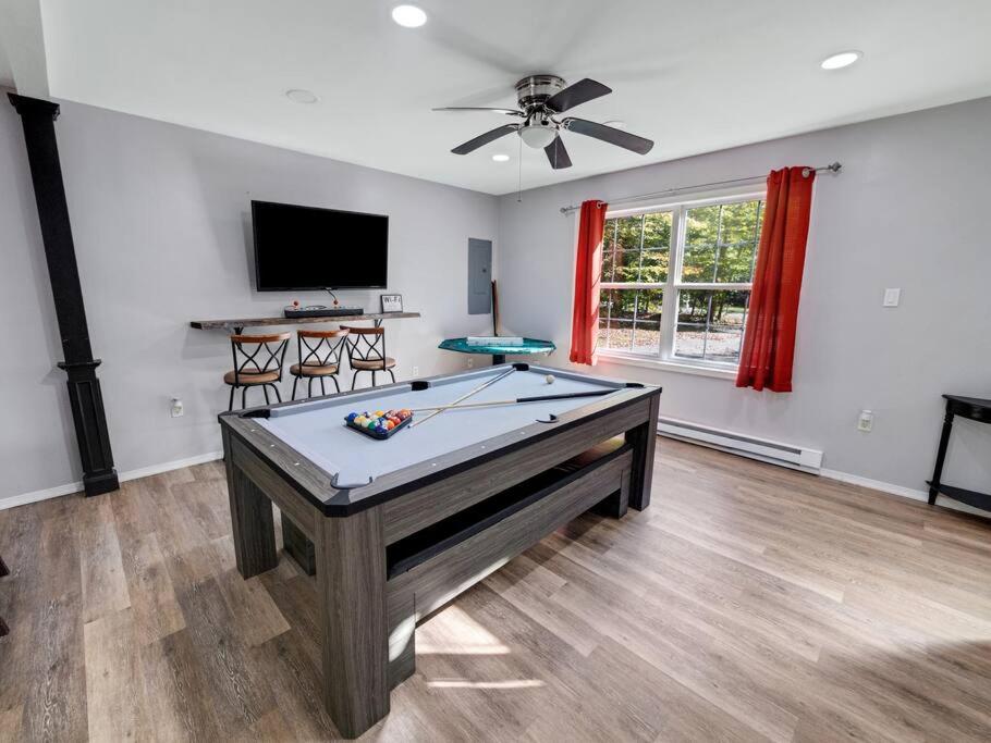 Horatio Hideaway Pocono Escape, Tobyhanna (updated prices 2024)