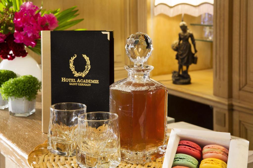 Académie Hôtel Saint Germain - Resim 29