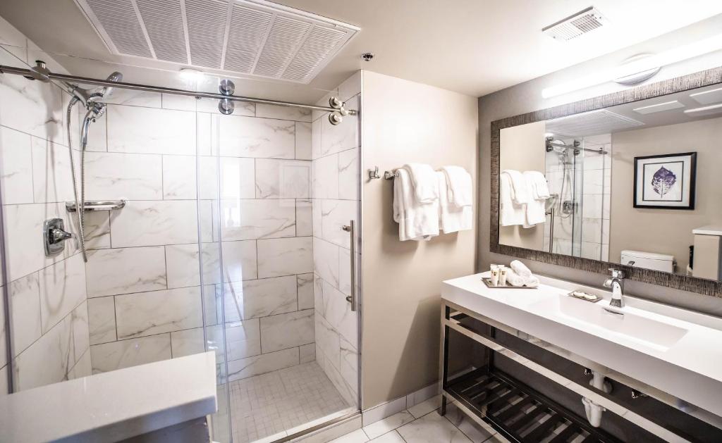 Seven Gables Inn, St Louis West, a Tribute Portfolio Hotel - Sala King Premium