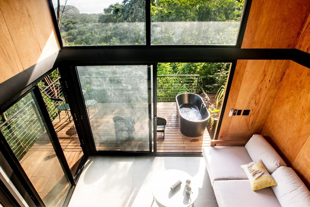 Balcone o terrazza di Tiny Home Samambaia - Sea view and bathtub