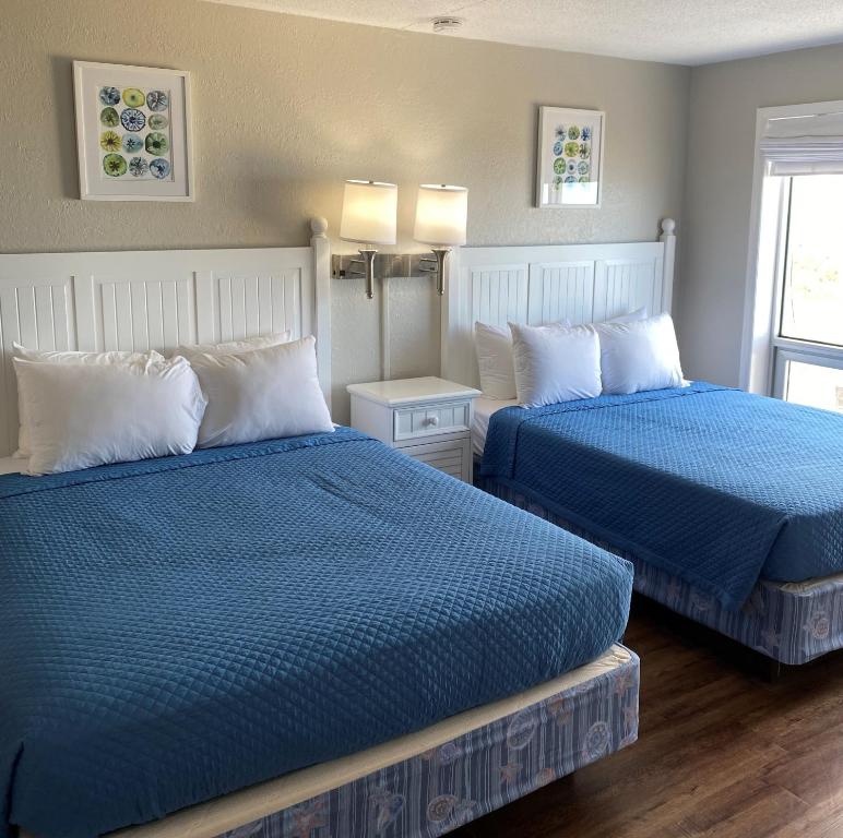 North Shore Oceanfront Resort Hotel - One Bedroom Penthouse; Ocean View