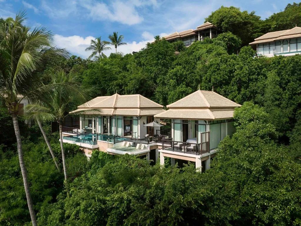 Family Ocean Pool Villa
