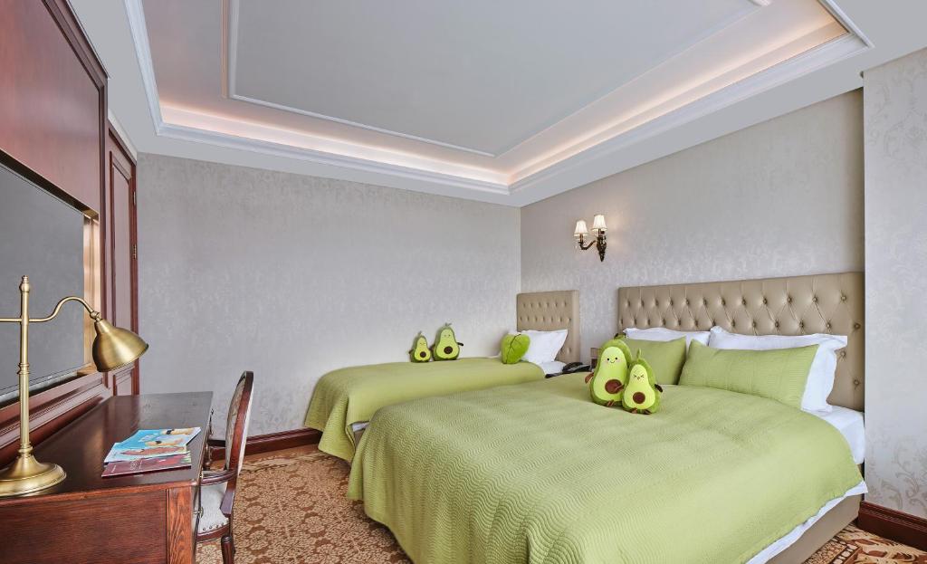 Postel nebo postele na pokoji v ubytování Guangming CIMC Executive Hotel Shenzhen