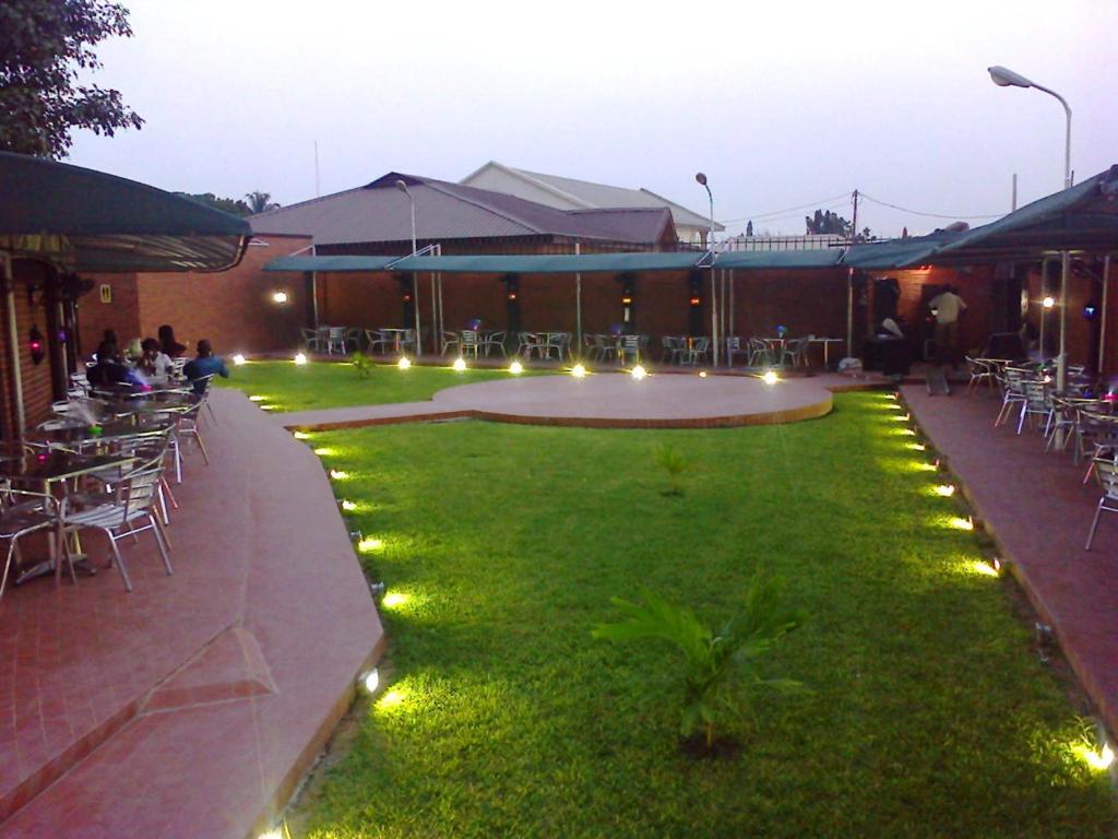 Zahrada ubytování Conference Hotel and Suites Sagamu