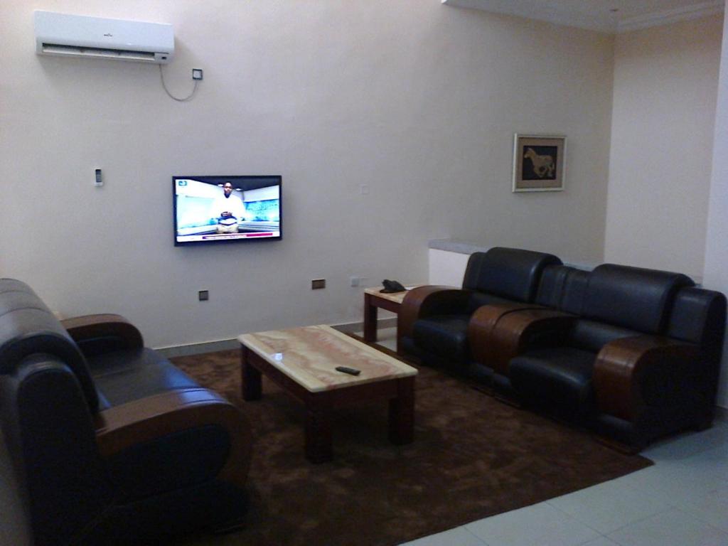Posezení v ubytování Conference Hotel and Suites Sagamu