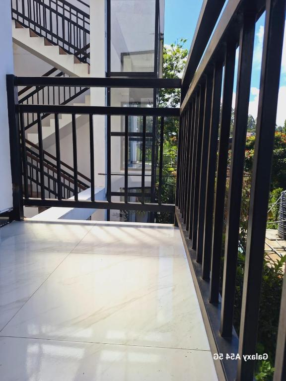 Ella Odyssey Inn - 9