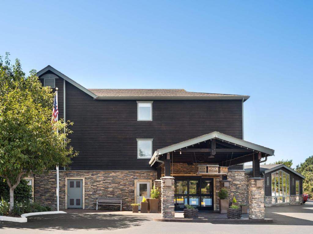 Holiday Inn Express Fort Bragg By Ihg