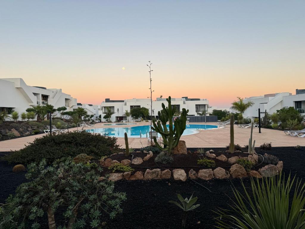 Bazén v ubytování Casa Ana - Luxury pool apartment at Casilla de Costa nebo v jeho okolí