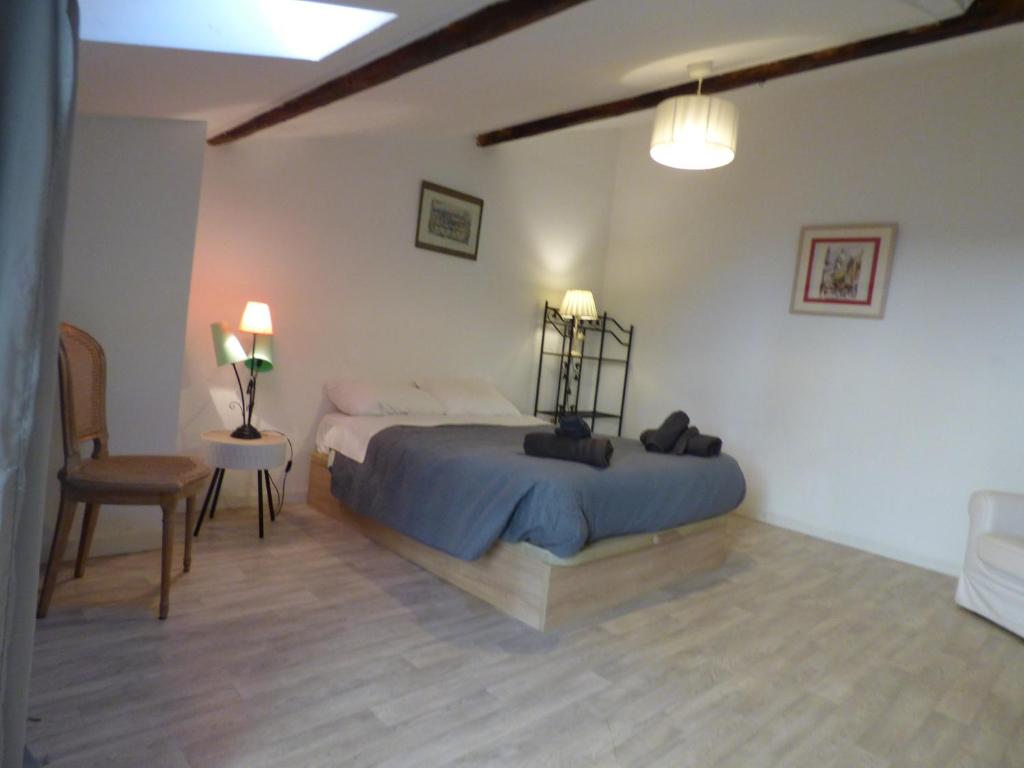 Posedenie v ubytovaní "Côté Cour"-Meublé de Tourisme 3 étoiles -Résidence "Les Logis de Béziers"-Garage optionnel-Cœur de ville-Plages à 16km !